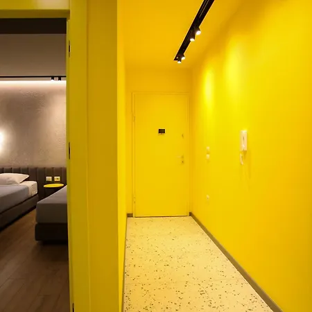Imperial Visar Yellow Apartamento