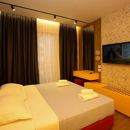 Imperial Visar Yellow Apartament