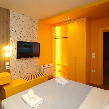 Apartment Imperial Visar Yellow *