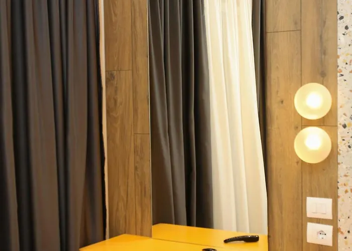 Imperial Visar Yellow Apartament *